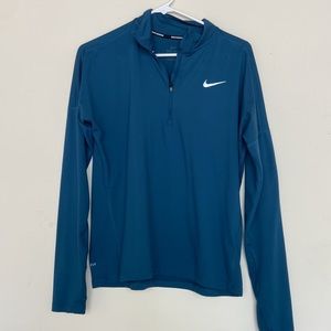 Nike Running Pull Over | Medium
